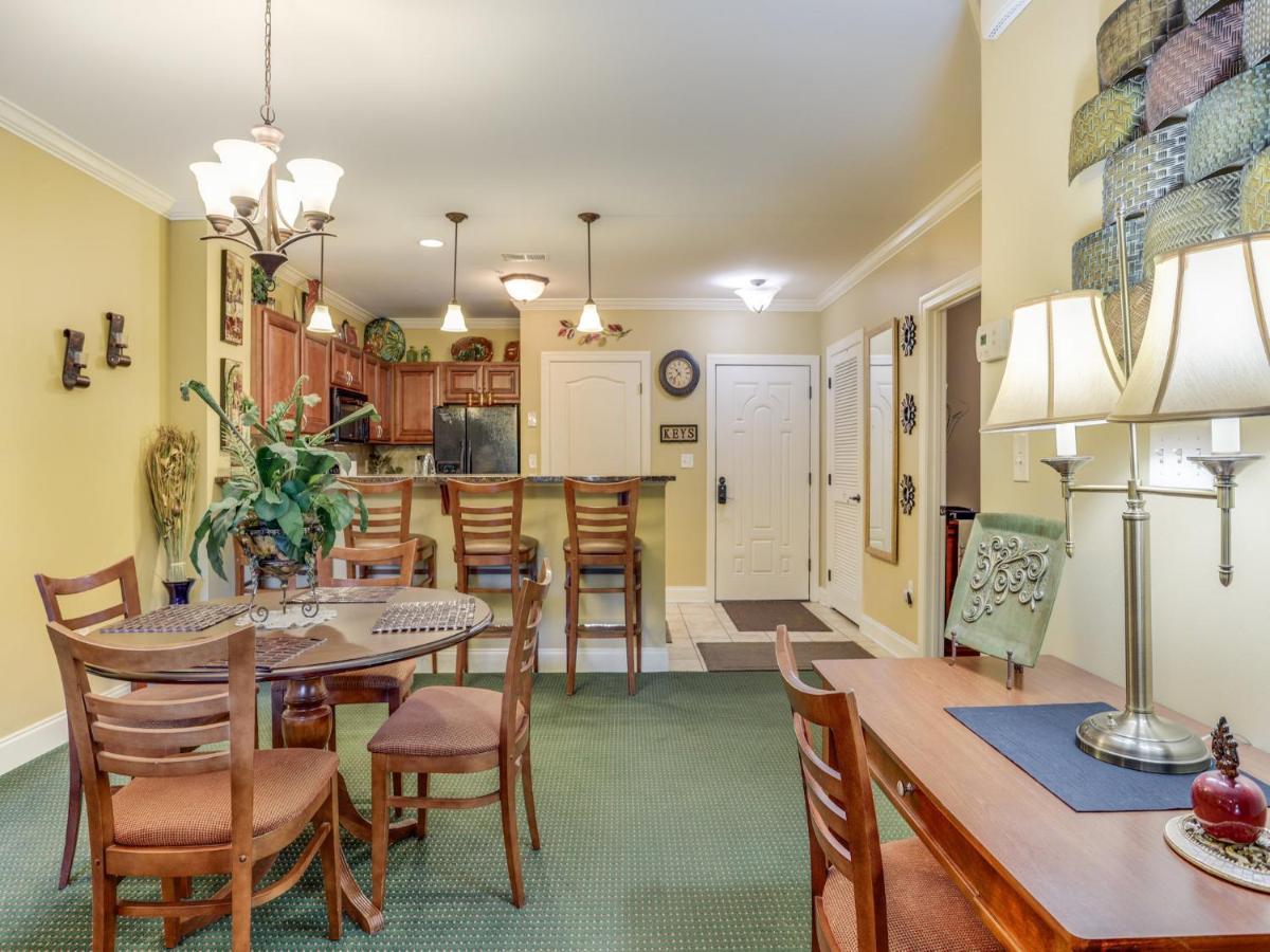 Downtown Delight, 2 Bedrooms, Pool, Hot Tub, Sleeps 6 Gatlinburg Exterior foto