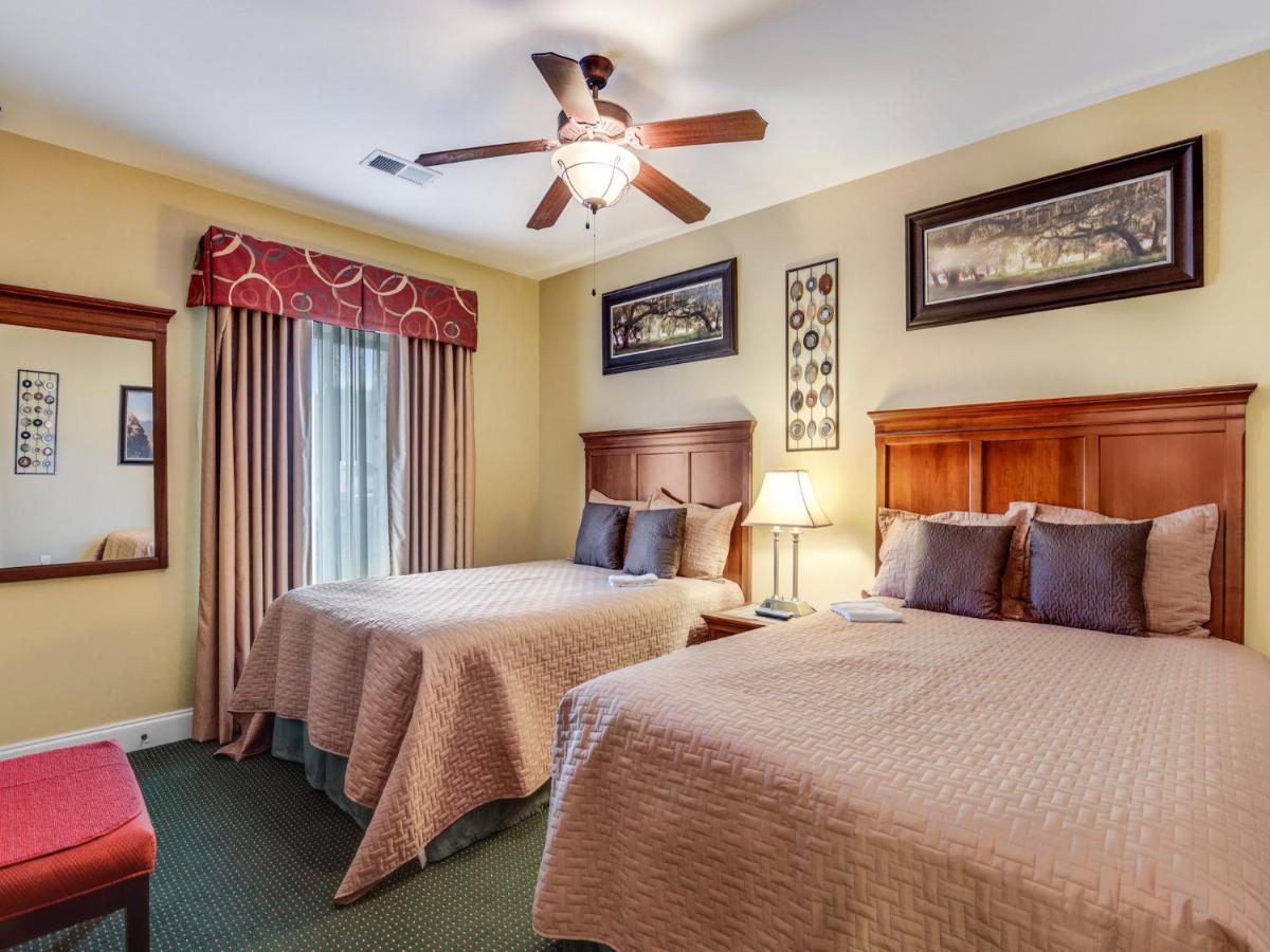 Downtown Delight, 2 Bedrooms, Pool, Hot Tub, Sleeps 6 Gatlinburg Exterior foto